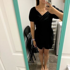 Cute little puff sleeves romper